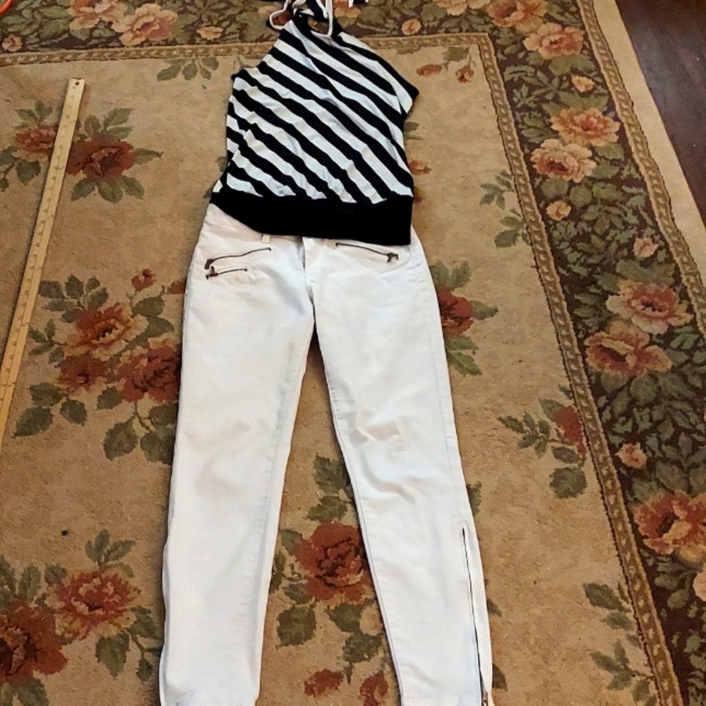 White crop jeans and halter top - Picture 1 of 11